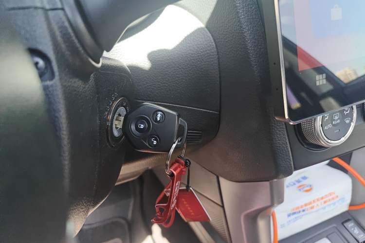Used Subaru Forester 2015 2.0i Special Edition Commemorative Model Vehicle Key