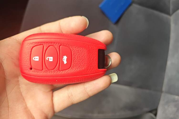 Used Subaru Forester 2015 2.5i Special Edition Commemorative Model Vehicle Key