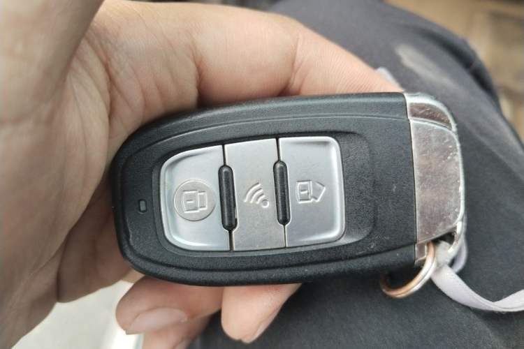 Used Subaru Forester 2015 2.5i Luxury Enjoyment Edition Vehicle Key