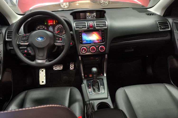 Used Subaru Forester 2015 2.5i Special Edition Commemorative Model Center Console