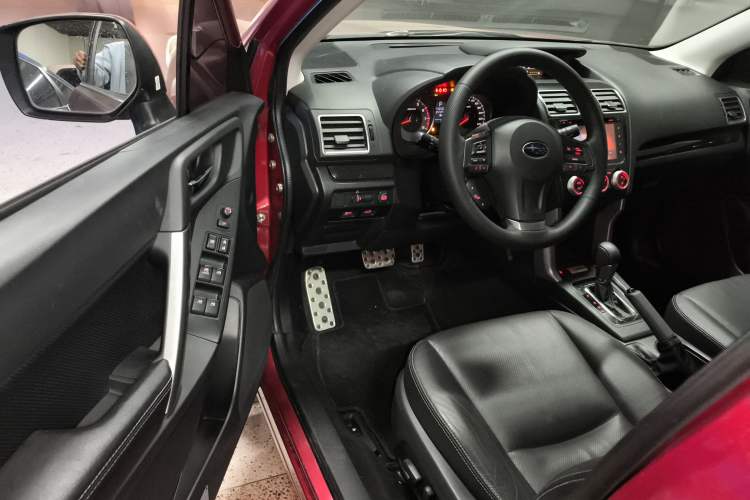 Used Subaru Forester 2015 2.5i Special Edition Commemorative Model Driver Seat