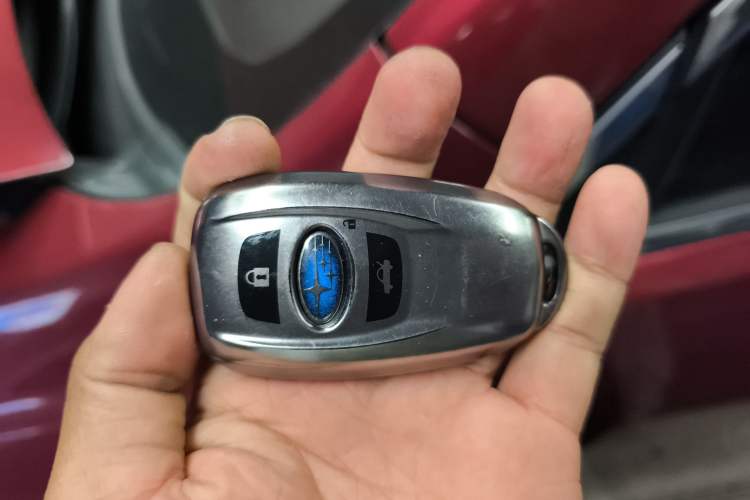 Used Subaru Forester 2015 2.5i Special Edition Commemorative Model Vehicle Key