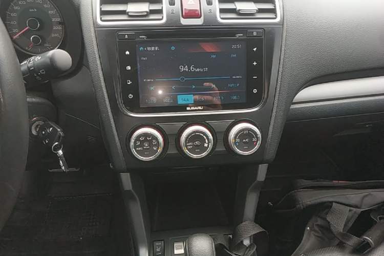 Used Subaru Forester 2015 2.0i Special Edition Commemorative Model Audio And AC Panel
