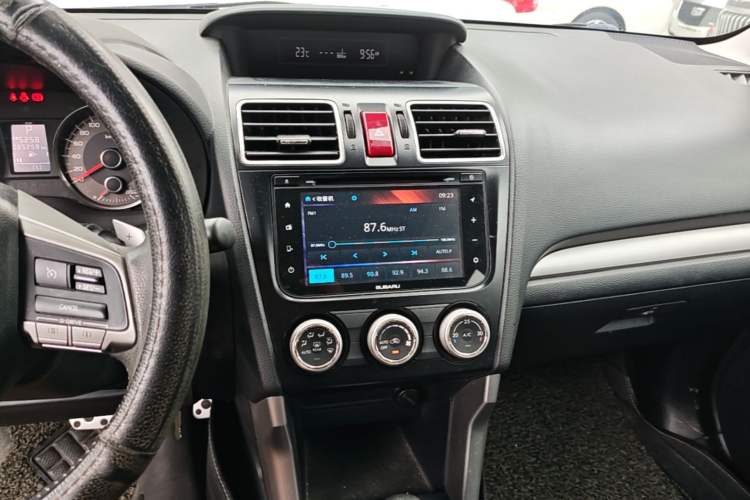 Used Subaru Forester 2015 2.0i Special Edition Commemorative Model Audio And AC Panel