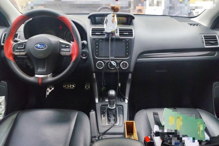 Used Subaru Forester 2015 2.5i Special Edition Commemorative Model Center Console