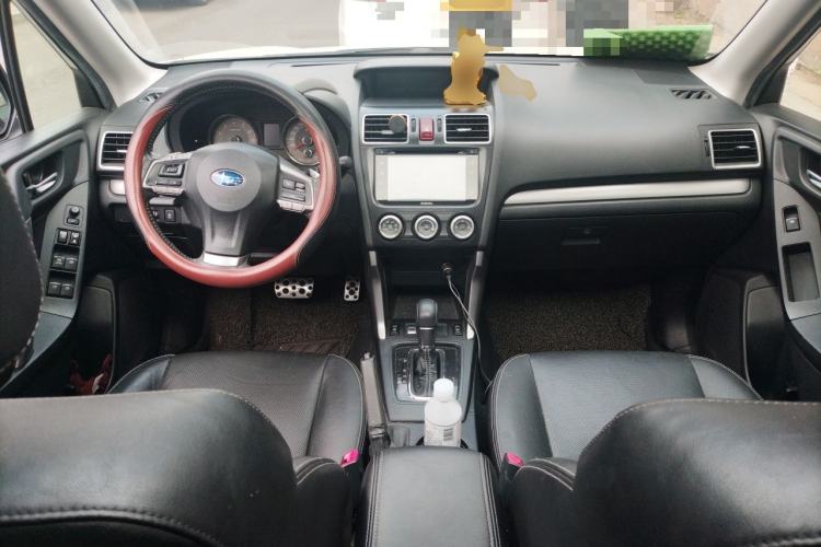 Used Subaru Forester 2015 2.0i Special Edition Commemorative Model Center Console