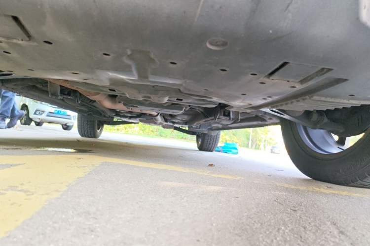 Used Subaru Forester 2015 2.5i Special Edition Commemorative Model Chassis Front
