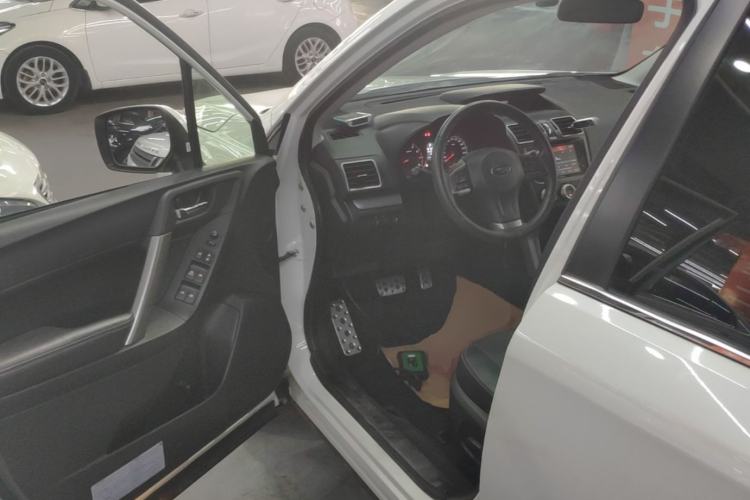 Used Subaru Forester 2015 2.0i Special Edition Commemorative Model Driver Seat