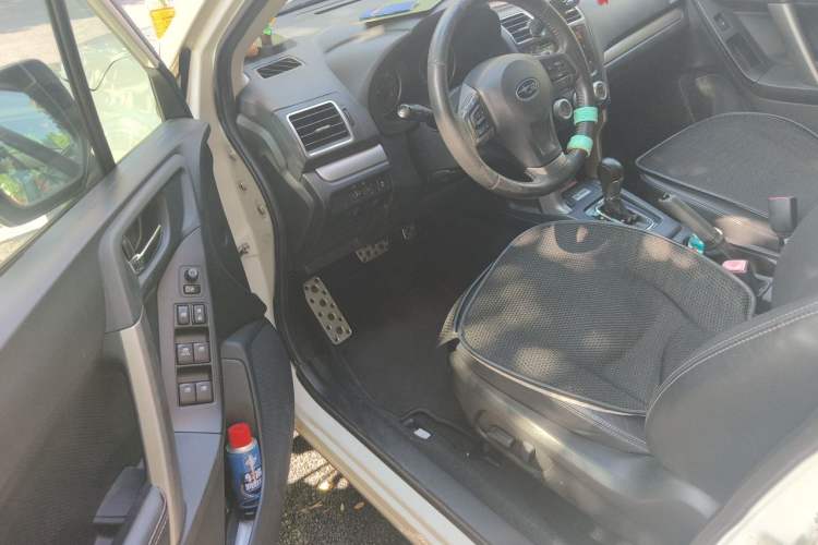 Used Subaru Forester 2015 2.0i Special Edition Commemorative Model Driver Seat