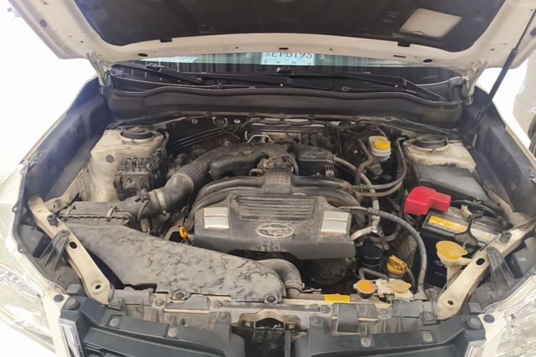 Used Subaru Forester 2015 2.0i Special Edition Commemorative Model Engine Bay