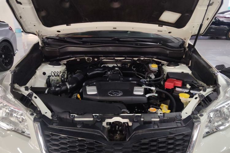 Used Subaru Forester 2015 2.0i Special Edition Commemorative Model Engine Bay