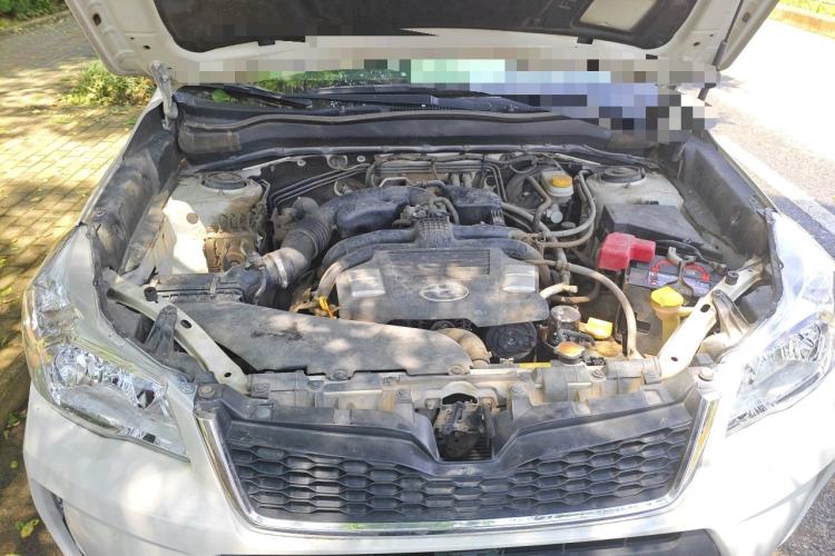 Used Subaru Forester 2015 2.0i Special Edition Commemorative Model Engine Bay