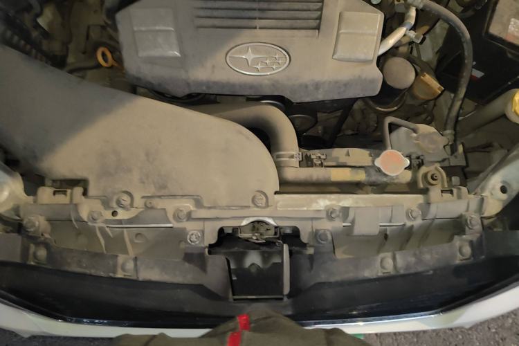 Used Subaru Forester 2015 2.0i Special Edition Commemorative Model Engine Bay