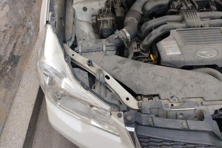 Used Subaru Forester 2015 2.0i Special Edition Commemorative Model Engine Bay Right