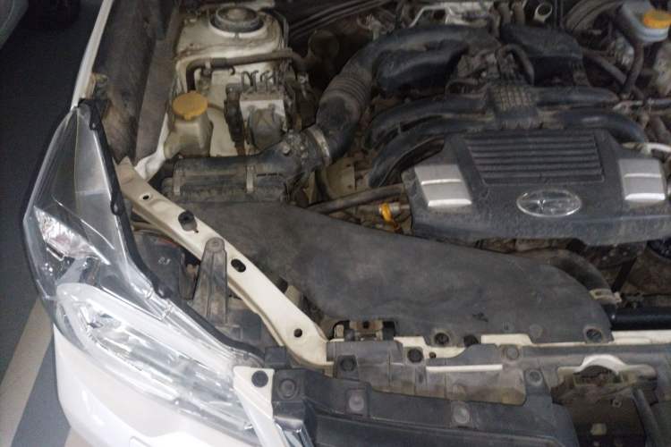 Used Subaru Forester 2015 2.5i Special Edition Commemorative Model Engine Bay Right