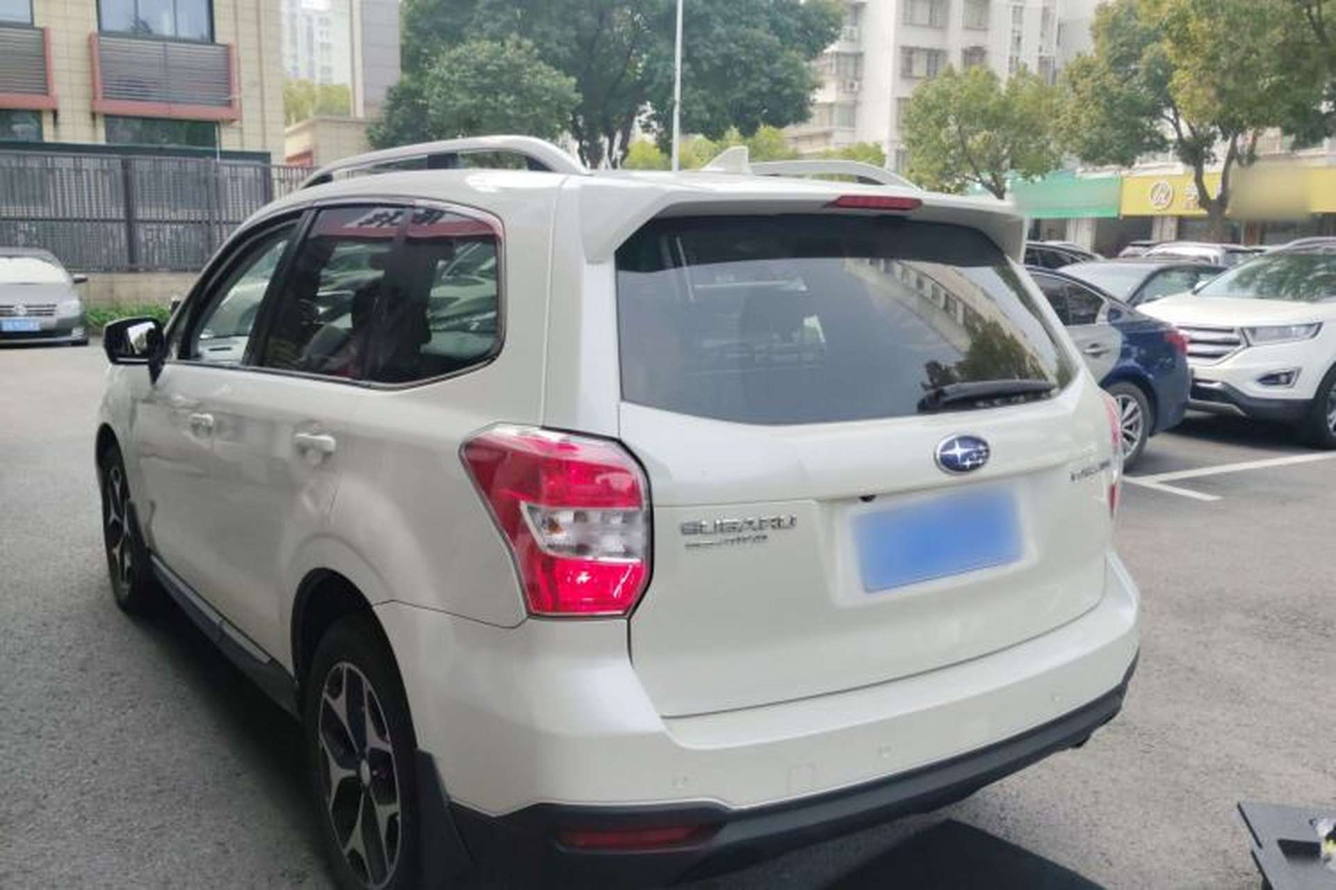 Used Subaru Forester 2015 2.0i Special Edition Commemorative Model Exterior 2