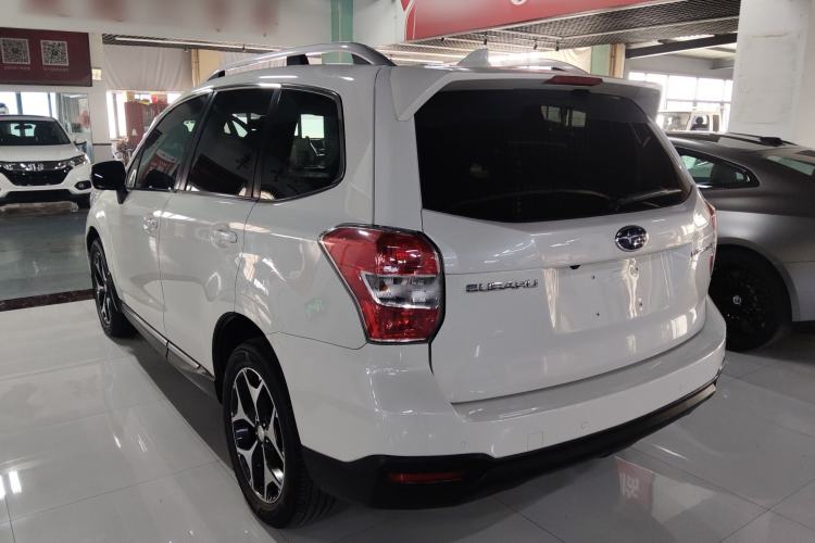 Used Subaru Forester 2015 2.0i Special Edition Commemorative Model Exterior 2