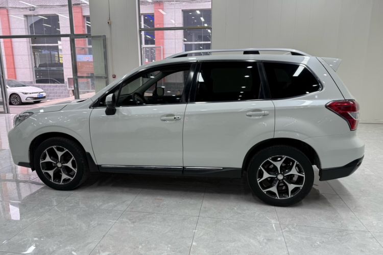 Used Subaru Forester 2015 2.0i Special Edition Commemorative Model Exterior 4