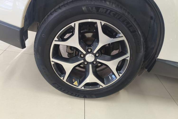 Used Subaru Forester 2015 2.0i Special Edition Commemorative Model Exterior 5