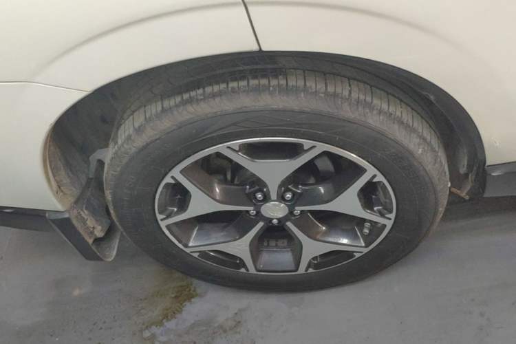 Used Subaru Forester 2015 2.0i Special Edition Commemorative Model Exterior 5