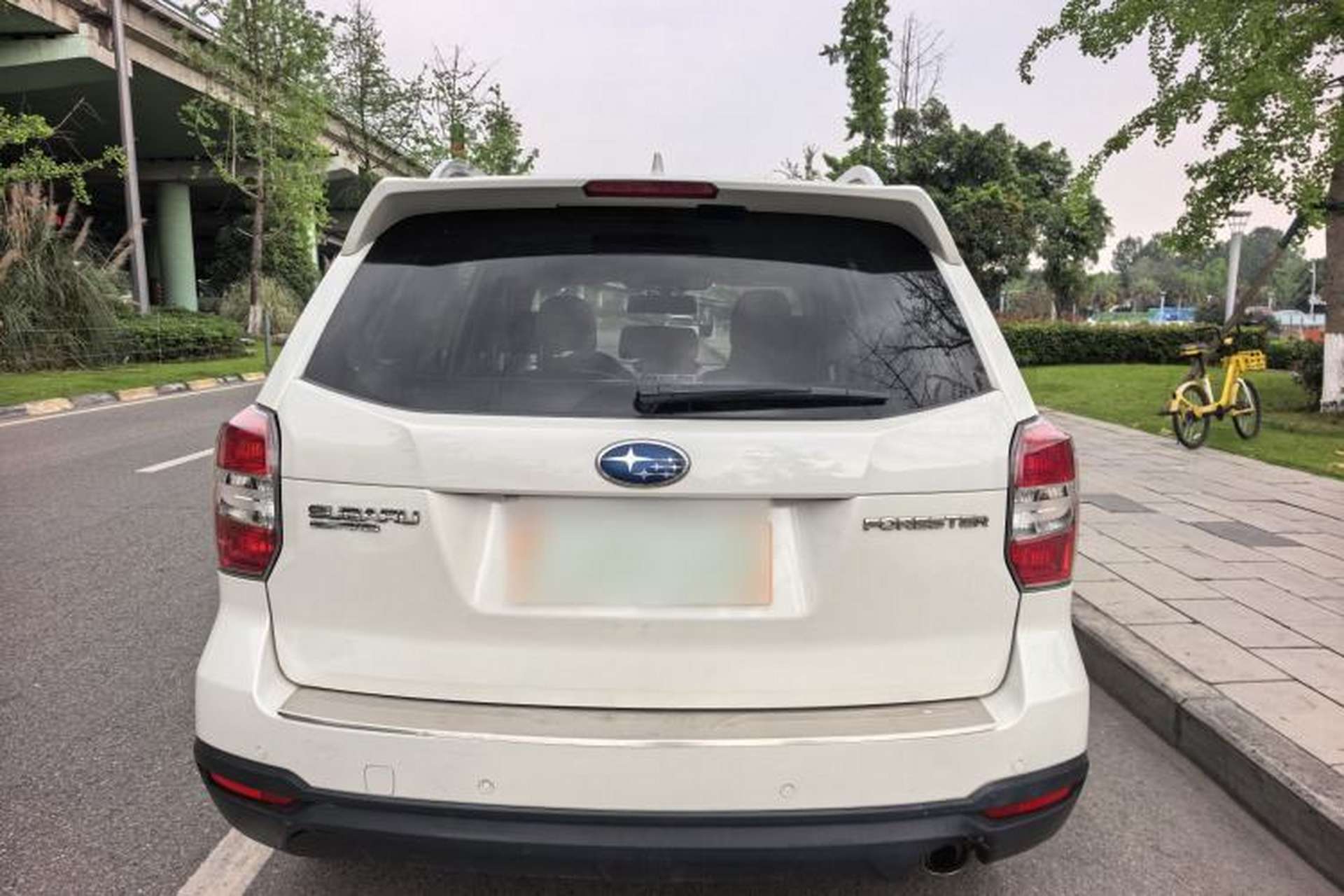 Used Subaru Forester 2015 2.0i Special Edition Commemorative Model Exterior 8