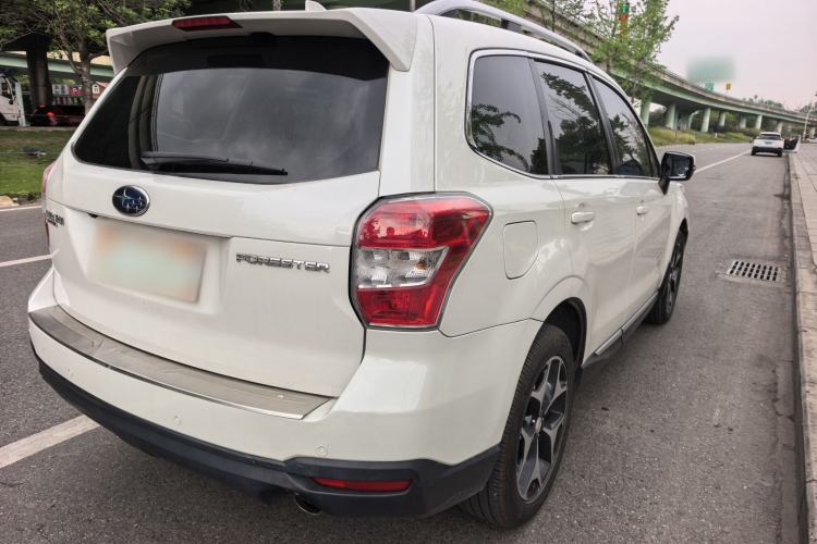 Used Subaru Forester 2015 2.0i Special Edition Commemorative Model Exterior 9