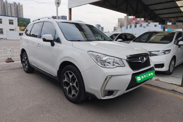 Used Subaru Forester 2015 2.0i Special Edition Commemorative Model Front Right 45 Deg