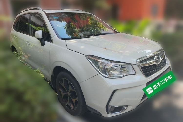 Used Subaru Forester 2015 2.0i Special Edition Commemorative Model Front Right 45 Deg