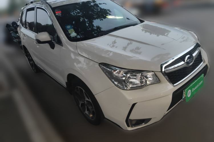 Used Subaru Forester 2015 2.0i Special Edition Commemorative Model Front Right 45 Deg