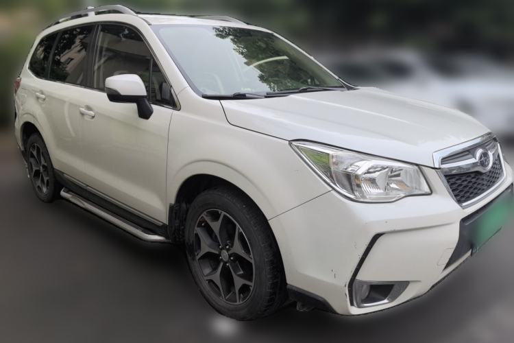 Used Subaru Forester 2015 2.0i Special Edition Commemorative Model Front Right 45 Deg