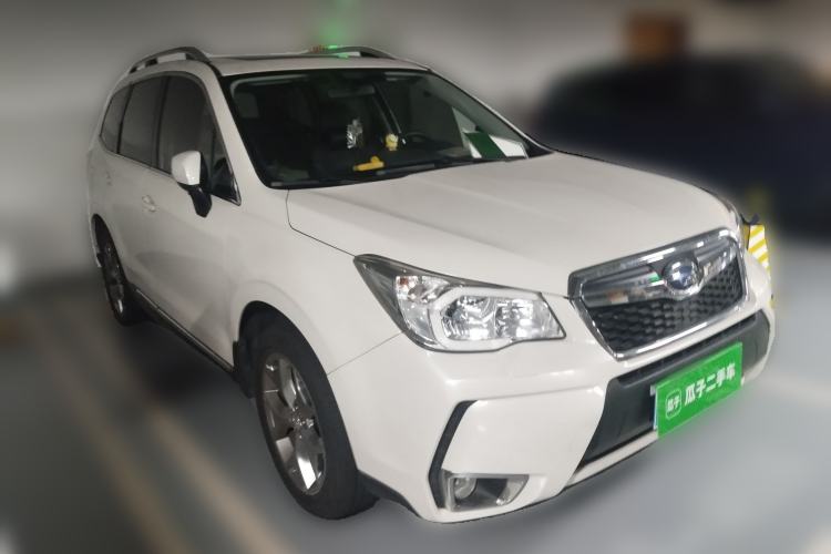 Used Subaru Forester 2015 2.5i Special Edition Commemorative Model Front Right 45 Deg
