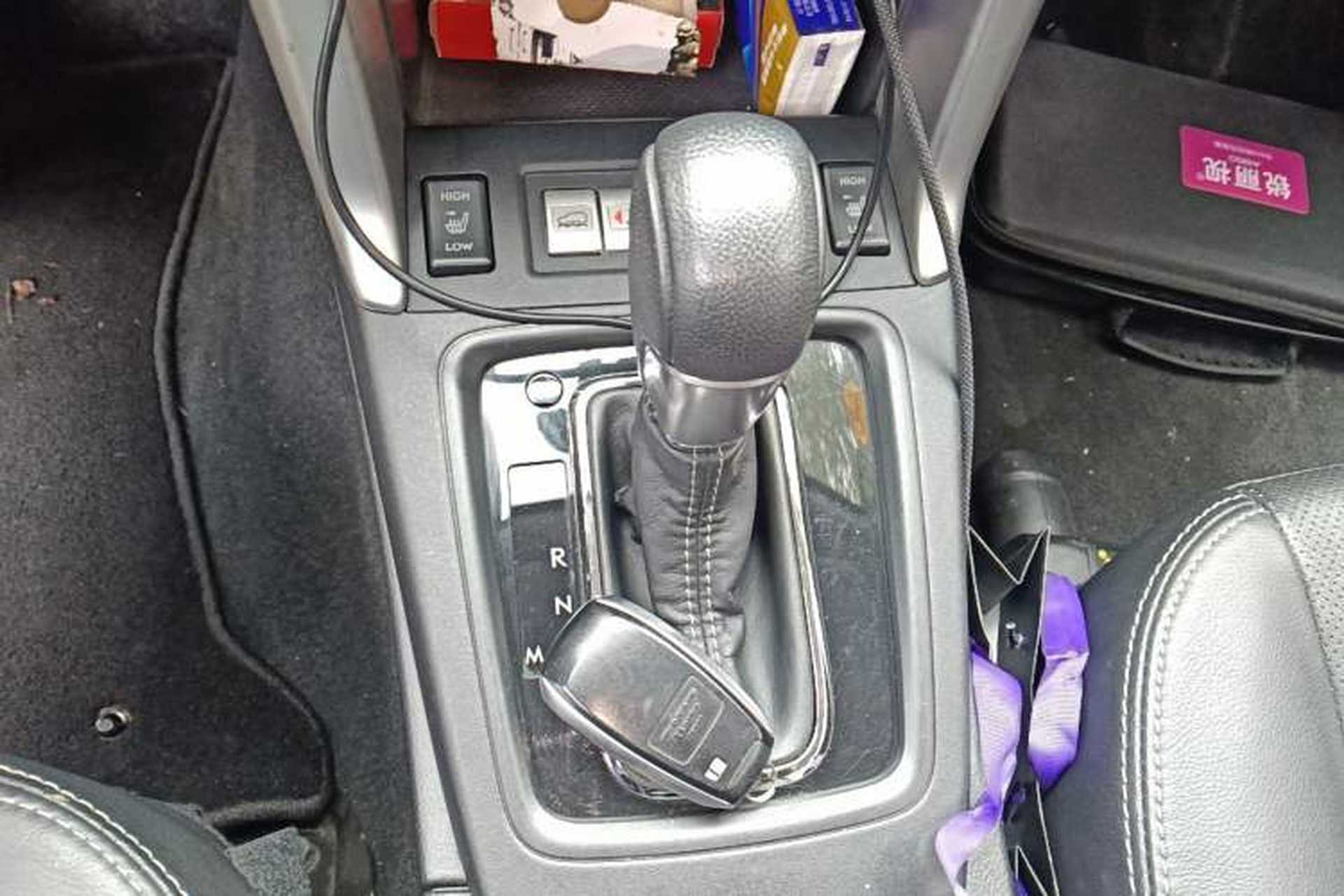 Used Subaru Forester 2015 2.5i Special Edition Commemorative Model Gear Lever