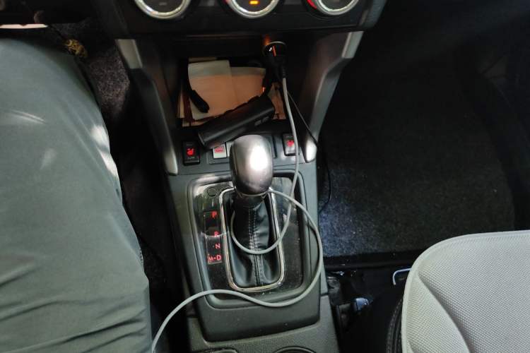 Used Subaru Forester 2015 2.0i Special Edition Commemorative Model Gear Lever