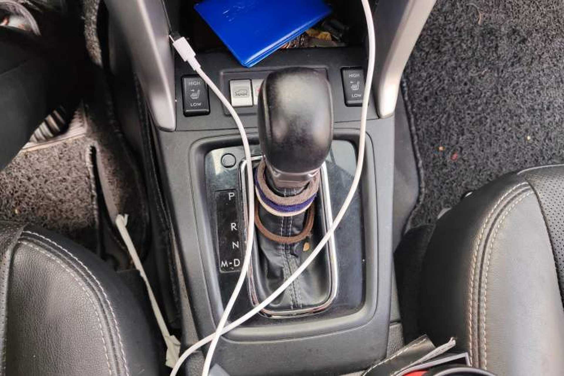 Used Subaru Forester 2015 2.0i Special Edition Commemorative Model Gear Lever