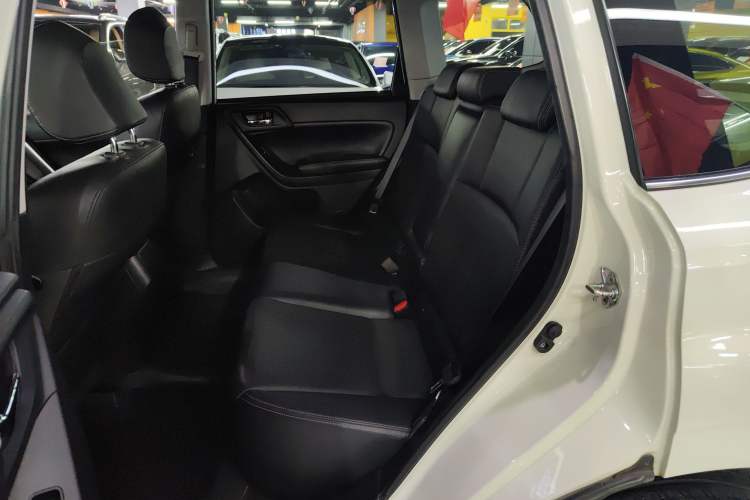 Used Subaru Forester 2015 2.0i Special Edition Commemorative Model Interior 1