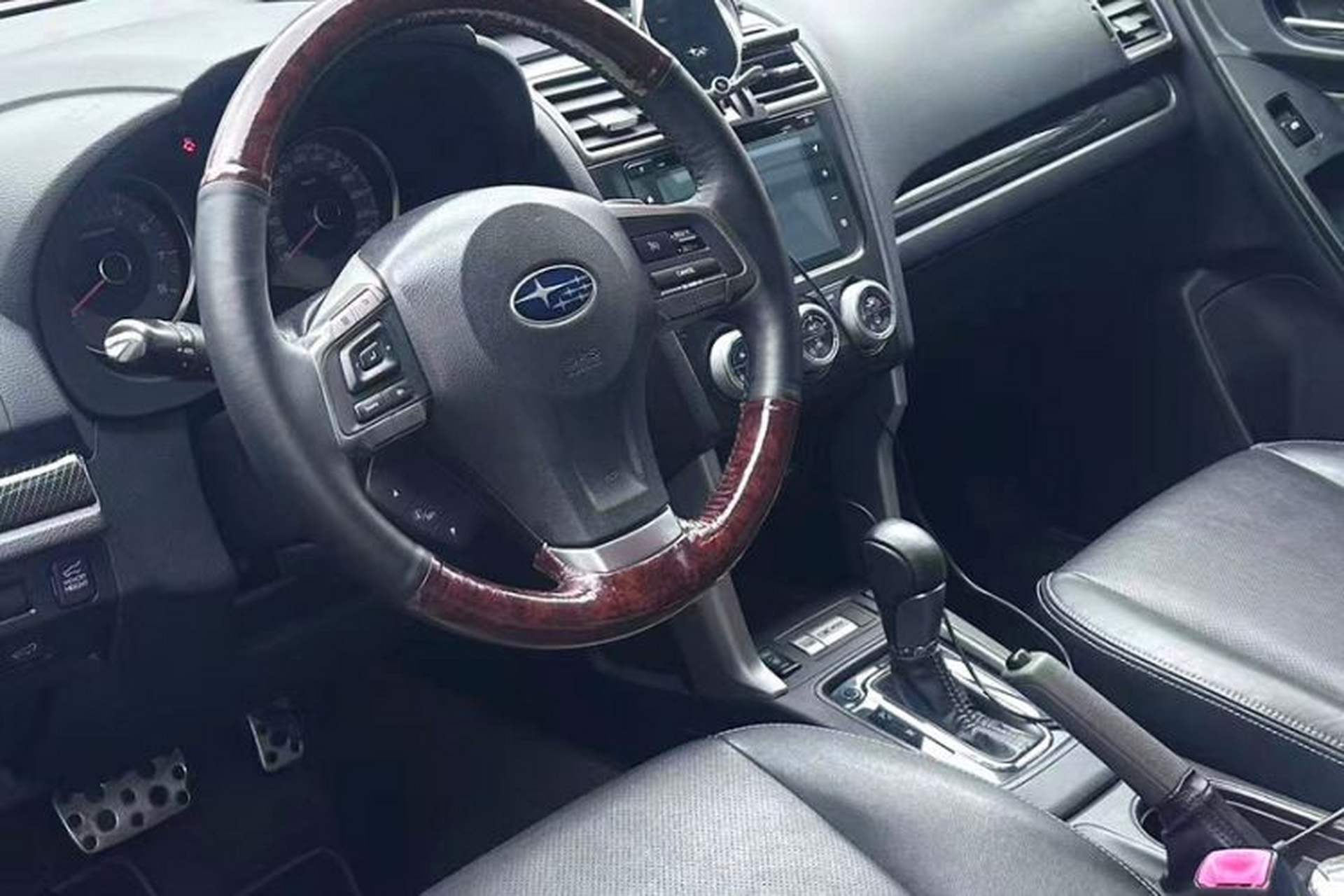 Used Subaru Forester 2015 2.5i Special Edition Commemorative Model Interior 1