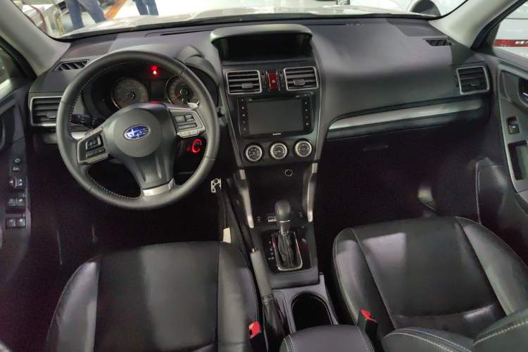 Used Subaru Forester 2015 2.0i Special Edition Commemorative Model Interior 3
