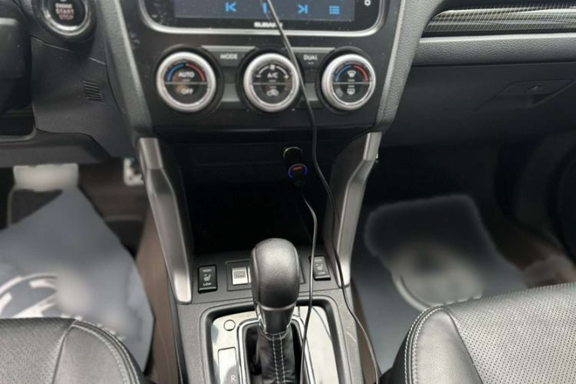Used Subaru Forester 2015 2.5i Special Edition Commemorative Model Interior 4