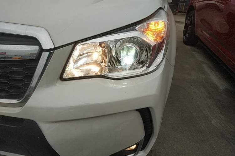 Used Subaru Forester 2015 2.0i Special Edition Commemorative Model Left Front Headlight