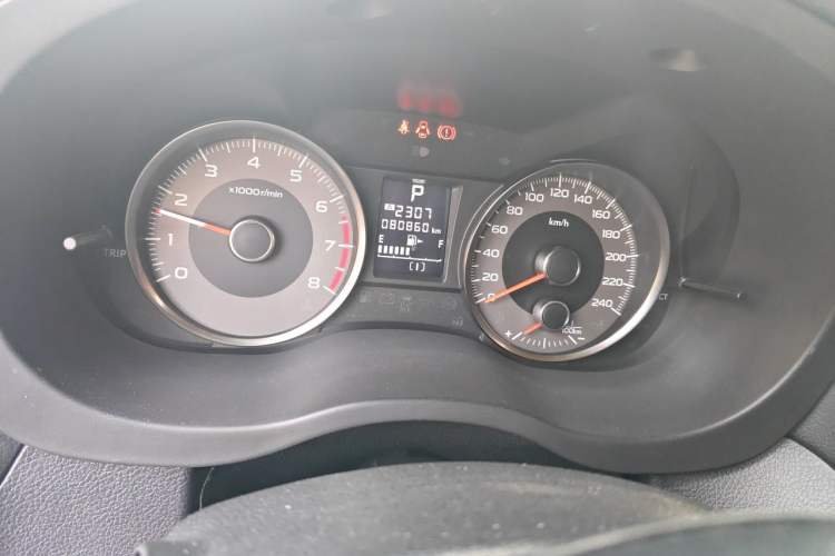 Used Subaru Forester 2015 2.0i Special Edition Commemorative Model Odometer Close Up