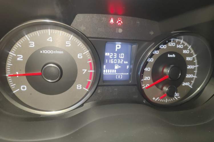 Used Subaru Forester 2015 2.0i Special Edition Commemorative Model Odometer Close Up
