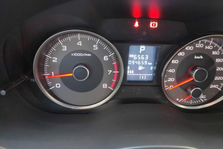 Used Subaru Forester 2015 2.0i Special Edition Commemorative Model Odometer Close Up