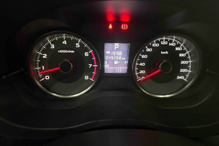 Used Subaru Forester 2015 2.5i Special Edition Commemorative Model Odometer Close Up