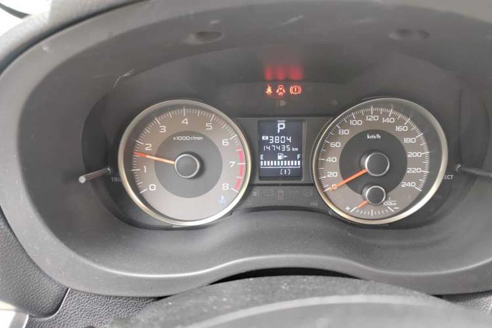 Used Subaru Forester 2015 2.0i Special Edition Commemorative Model Odometer Close Up