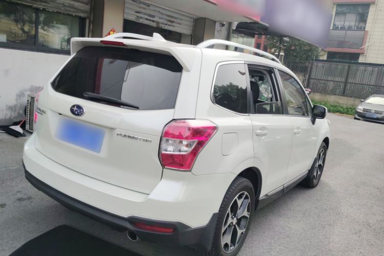Used Subaru Forester 2015 2.0i Special Edition Commemorative Model Rear Right 45 Deg