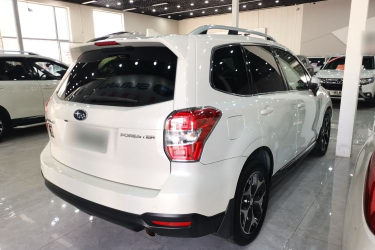 Used Subaru Forester 2015 2.0i Special Edition Commemorative Model Rear Right 45 Deg