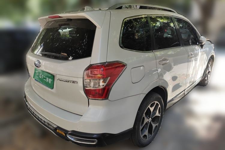 Used Subaru Forester 2015 2.0i Special Edition Commemorative Model Rear Right 45 Deg
