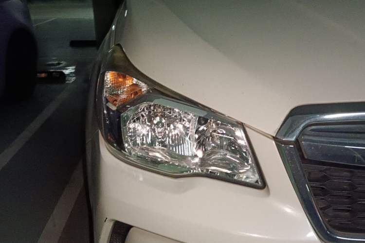 Used Subaru Forester 2015 2.0i Special Edition Commemorative Model Right Front Headlight