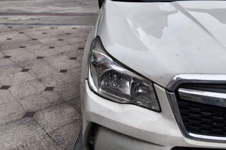 Used Subaru Forester 2015 2.0i Special Edition Commemorative Model Right Front Headlight