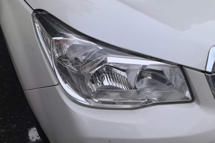 Used Subaru Forester 2015 2.0i Special Edition Commemorative Model Right Front Headlight